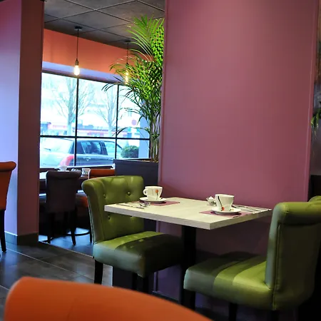 Des Quatrans Hotel 3*