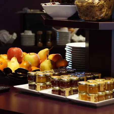 Hotel Des Quatrans 3*