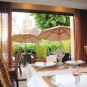 Kyriad - Centre Hotel 3*