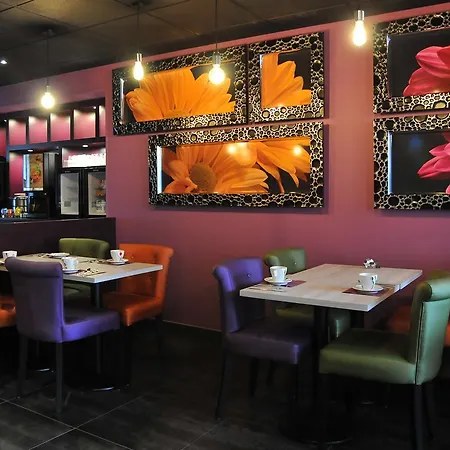 Hotel Des Quatrans 3*