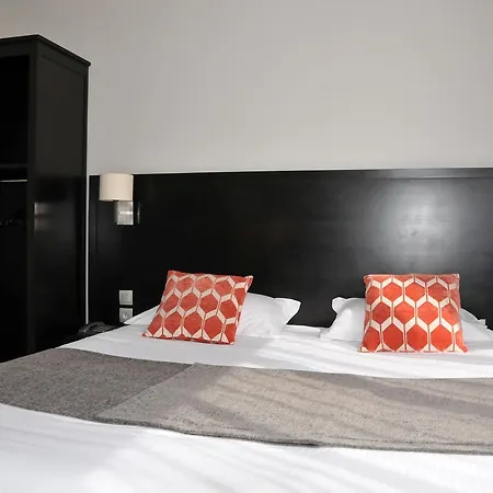 Des Quatrans 3* Caen