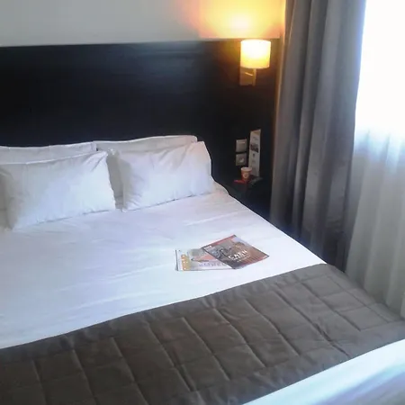 Des Quatrans Hotel Caen