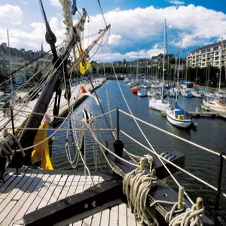 Hotel Des Quatrans Caen