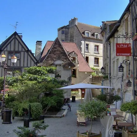 Des Quatrans 3* Caen