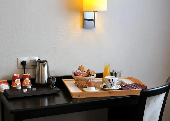 Hotel Des Quatrans 3*