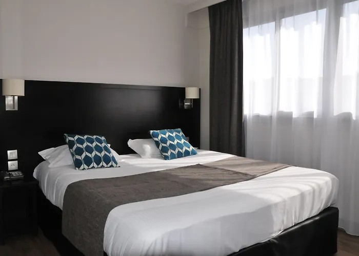 Des Quatrans Hotel 3*