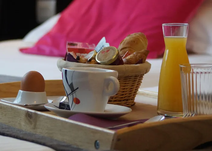 Des Quatrans Hotel 3*