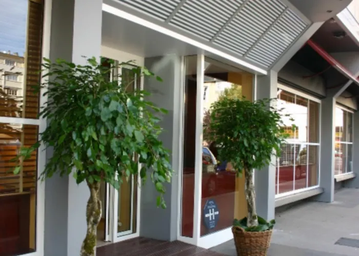 Des Quatrans Hotel 3*