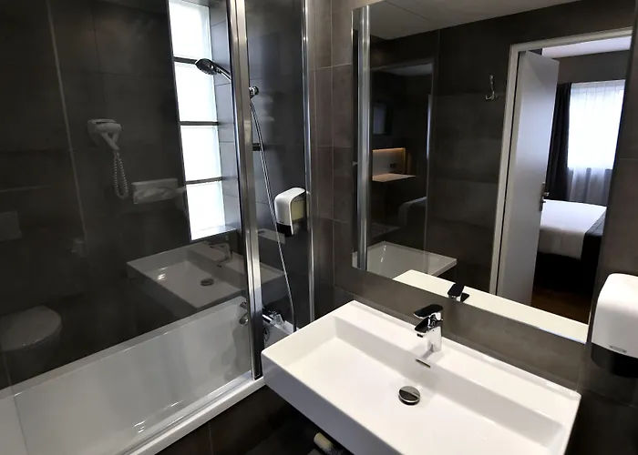 Hotel Des Quatrans 3*