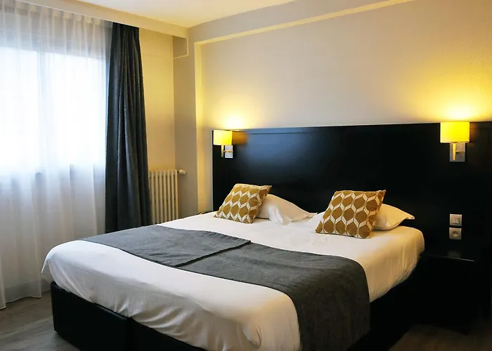 Hotel Des Quatrans 3*