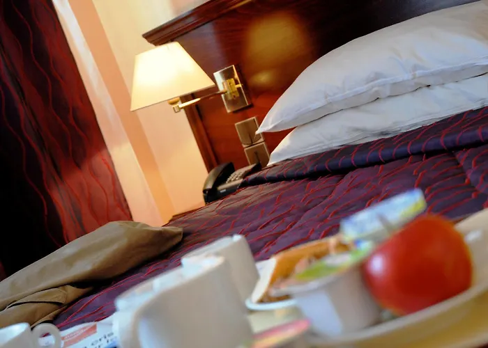 Hotel Des Quatrans Caen