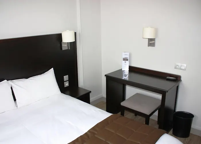 Hotel Des Quatrans 3*